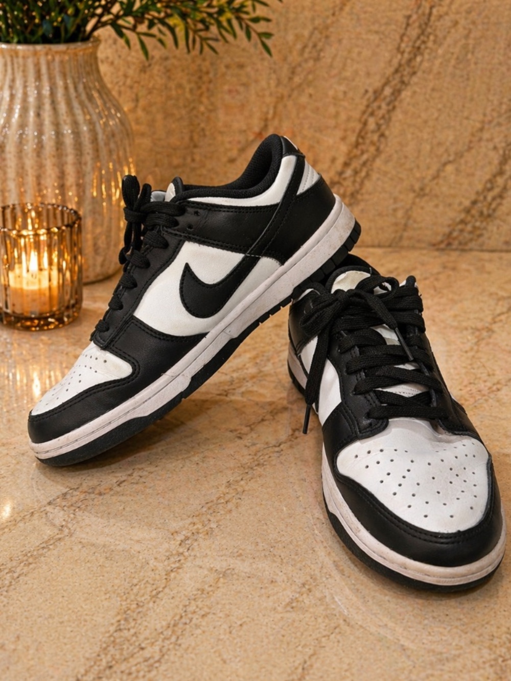 Nike Black & White Low Top Sneakers (Dunks)